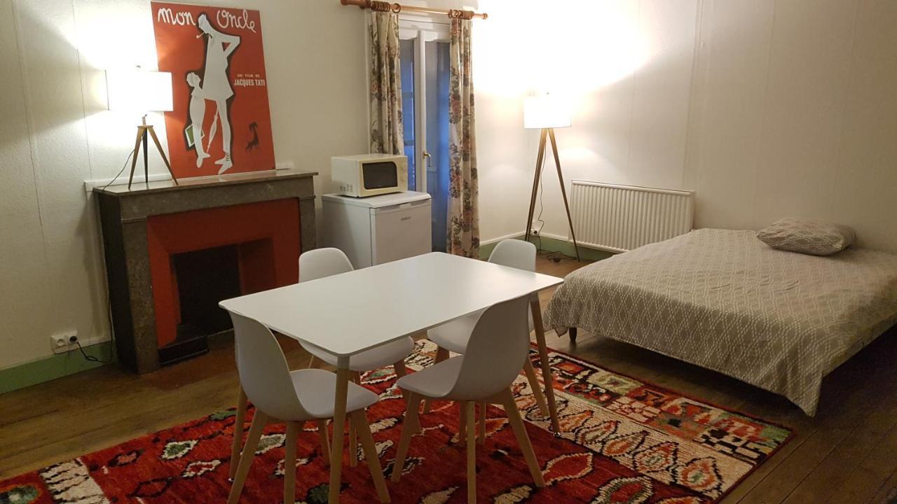 Grand Studio Et Jolies Chambres A Louer Passins Zewnętrze zdjęcie